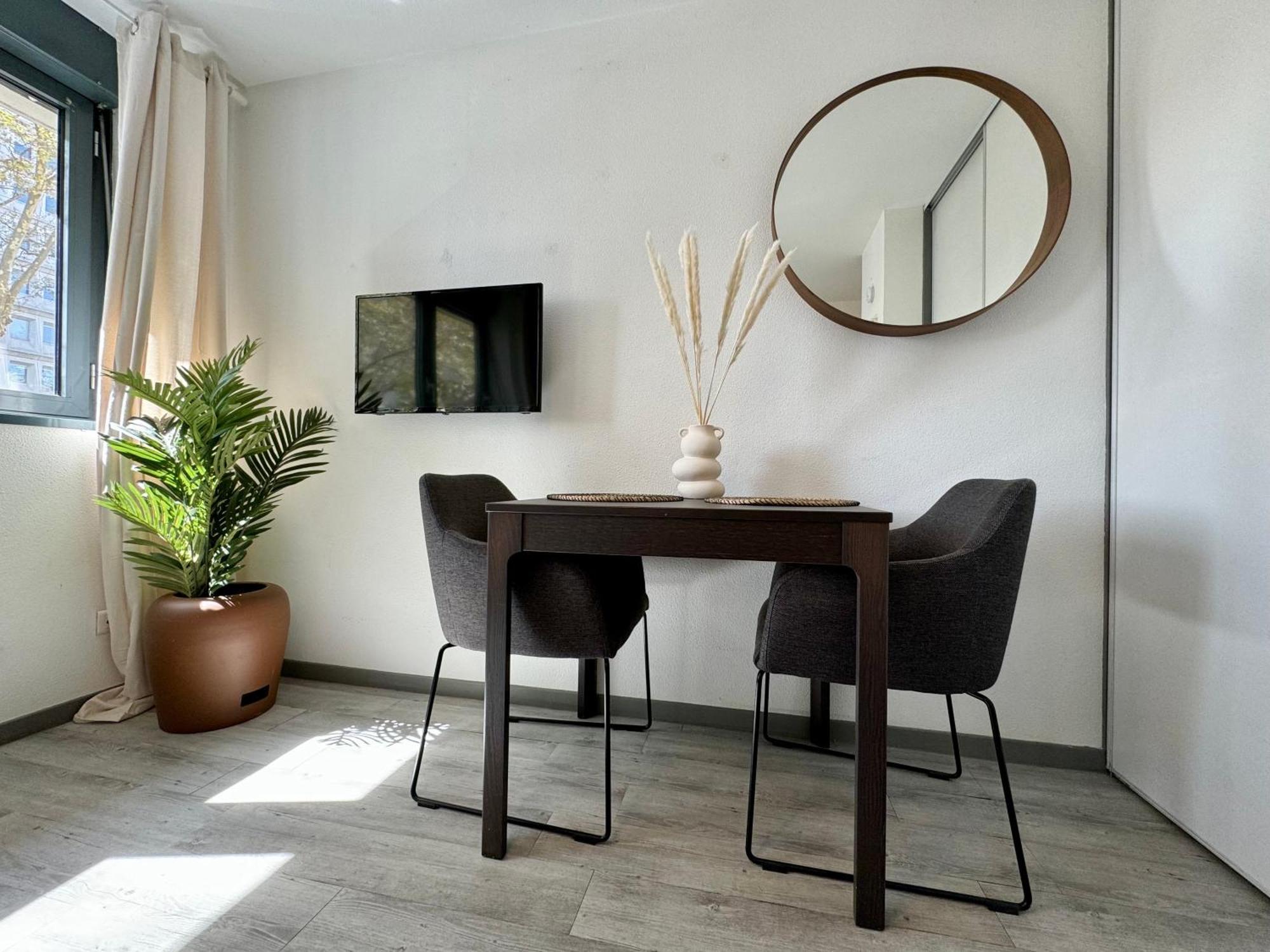Suite Baya Lyon Exterior photo